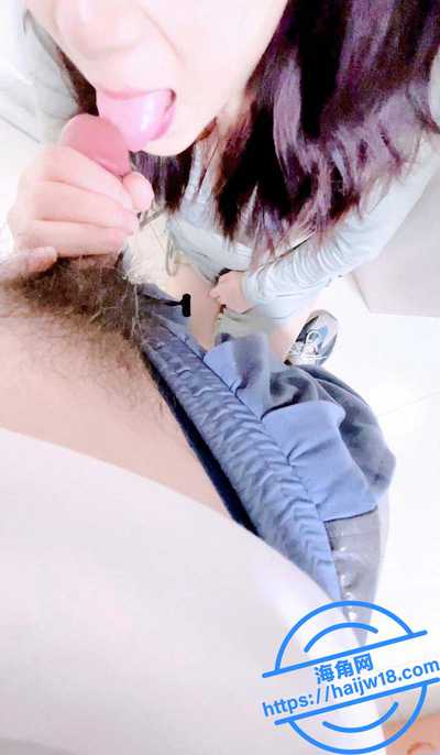 强奸少妇邻居30在美⼥邻居⼉⼦⾯前操他妈妈4 强奸少妇邻居30在美⼥邻居⼉⼦⾯前操他妈妈4