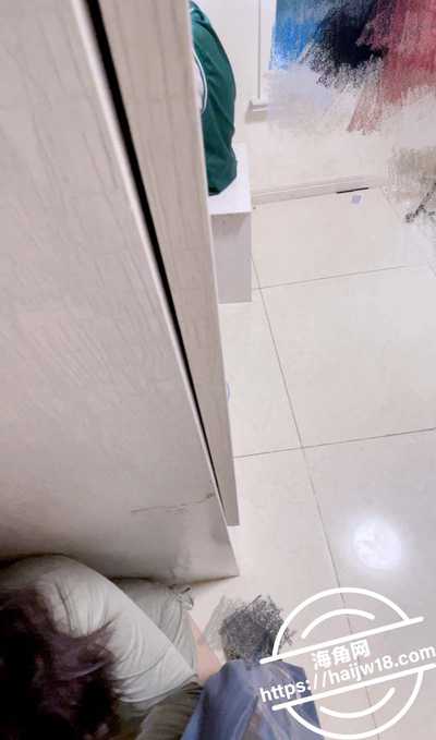 强奸少妇邻居29当孩⼦⾯操美⼥邻居4 强奸少妇邻居29当孩⼦⾯操美⼥邻居4