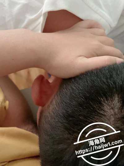 教师母亲给儿子吃奶喝淫水1 教师母亲给儿子吃奶喝淫水1