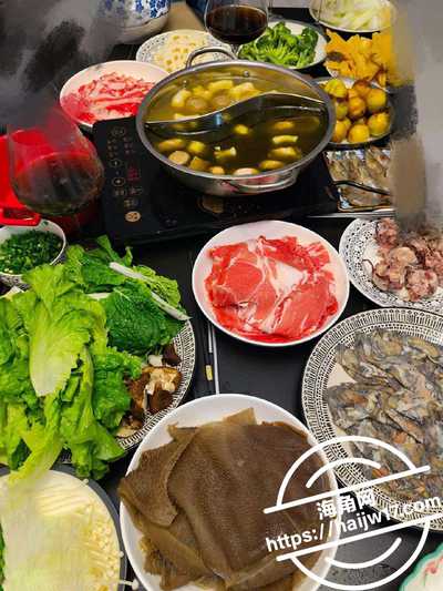 教师母亲萍姐上教师母亲当儿子女朋友面与儿子偷情1 教师母亲萍姐上教师母亲当儿子女朋友面与儿子偷情1