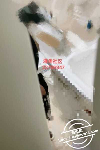 教师母亲萍姐38儿子拿闺蜜的内裤打飞机5 教师母亲萍姐38儿子拿闺蜜的内裤打飞机5