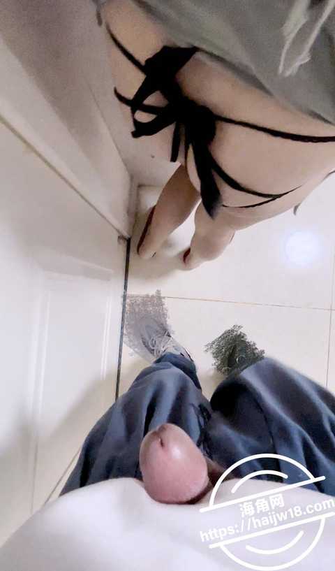 强奸少妇邻居29当孩⼦⾯操美⼥邻居12 强奸少妇邻居29当孩⼦⾯操美⼥邻居12