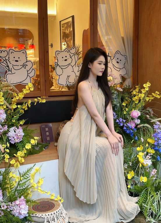 教师母亲萍姐35上与儿子午夜性爱后3