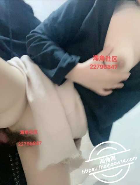 教师母亲萍姐39与儿子在闺蜜家卫生间激情12 教师母亲萍姐39与儿子在闺蜜家卫生间激情12